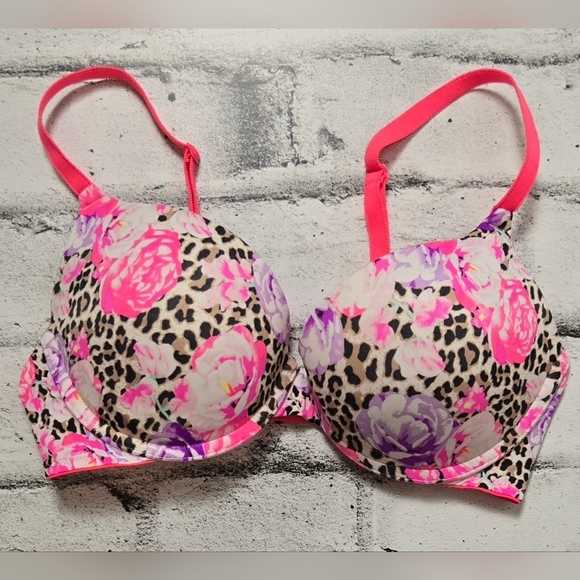 PINK Victoria's Secret Other - PINK Victoria's Secret Floral and Leopard Print Bra